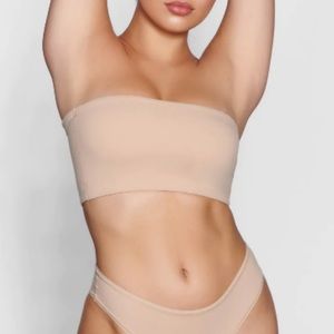NWOT SKIMS Fits Everybody Bandeau